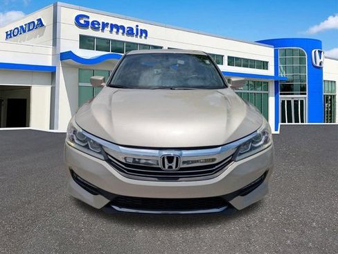 Used 2017 Honda Accord EX-L image 9