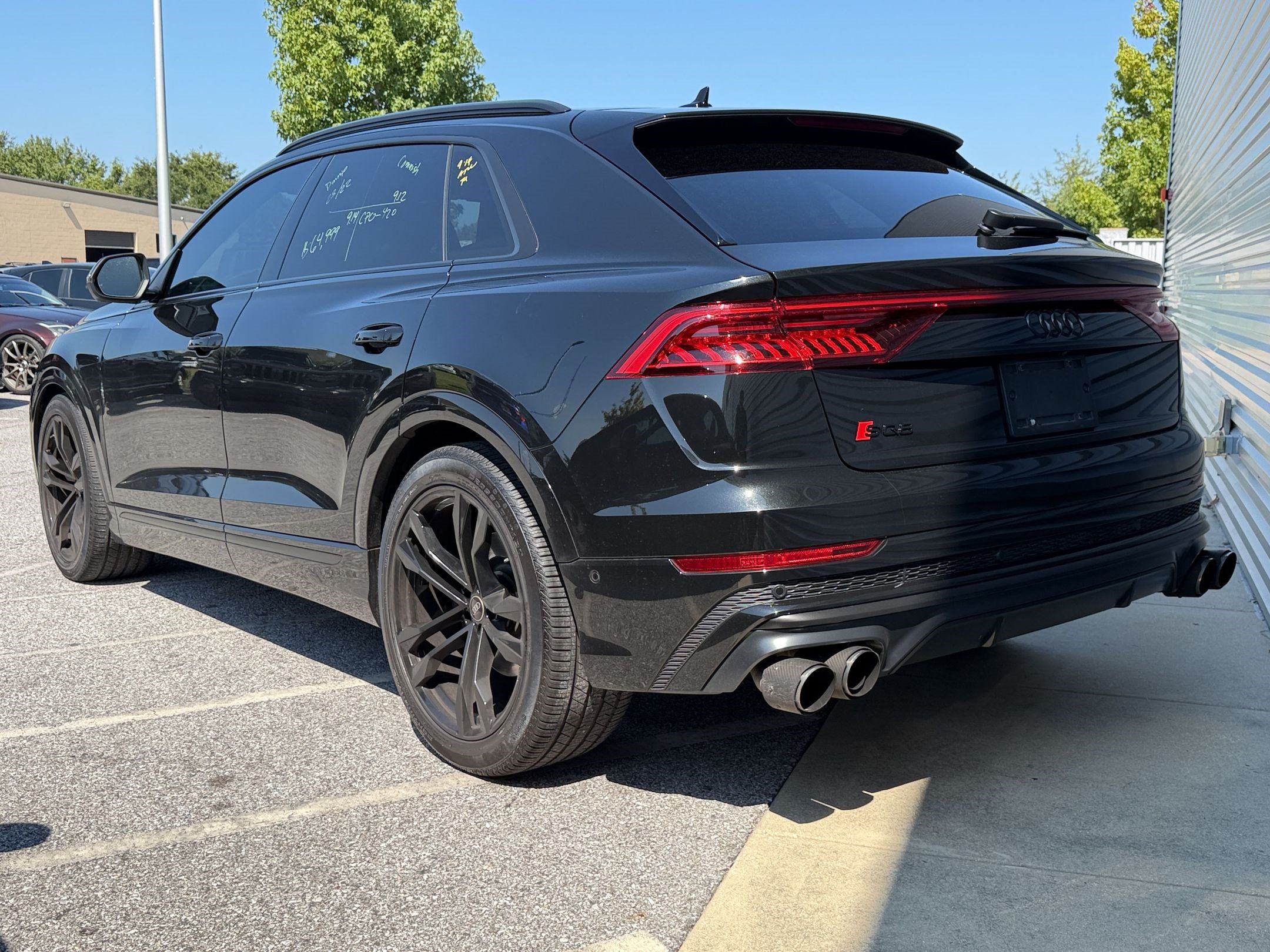 Used 2023 Audi SQ8 Prestige AWD/4WD image 2