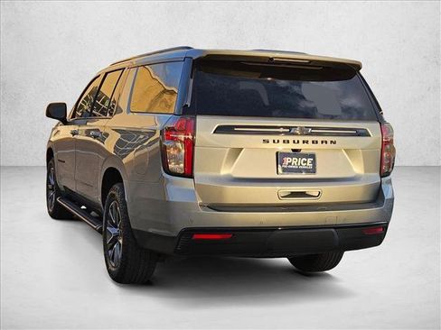 Used 2024 Chevrolet Suburban Z71 w/ Luxury Package image 7