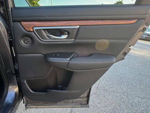 Used 2022 Honda CR-V Touring image 14