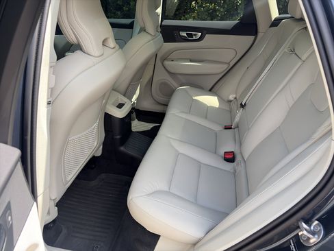 Used 2025 Volvo XC60 T8 Core w/ Protection Package Premier AWD/4WD image 4