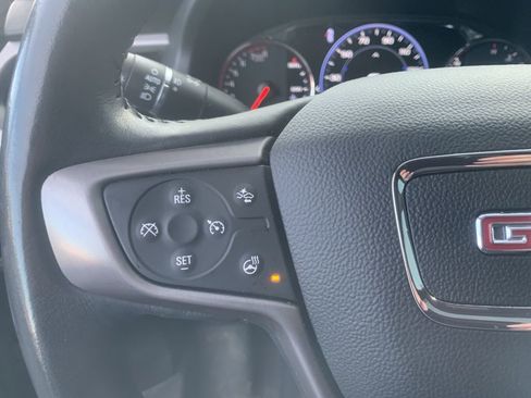 Used 2021 GMC Acadia AT4 w/ Technology Package image 21