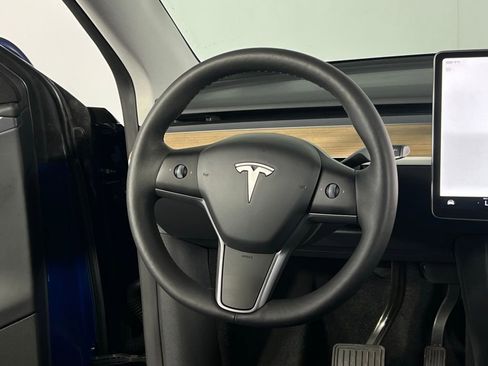 Used 2024 Tesla Model Y Long Range image 10