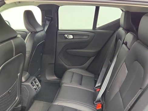 Used 2024 Volvo XC40 B5 Plus w/ Climate Package AWD/4WD image 21