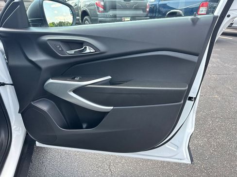 New 2026 Chevrolet Trax LS FWD image 15