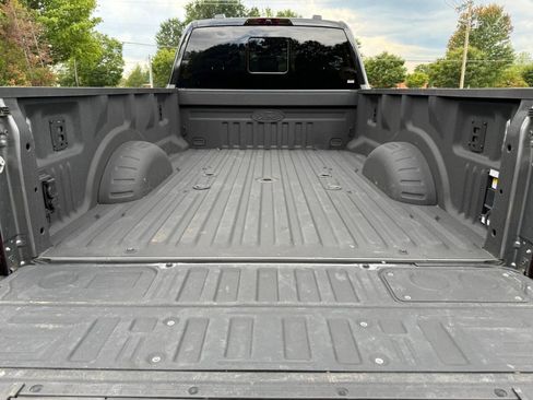 Used 2024 Ford F450 Platinum w/ FX4 Off-Road Package AWD/4WD image 7