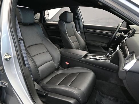 Used 2019 Honda Accord Sport image 42