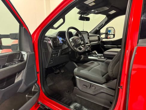 Used 2022 Ford F150 XLT w/ Equipment Group 302A High AWD/4WD image 16