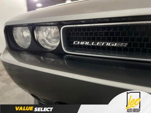 Used 2012 Dodge Challenger R/T RWD image 8