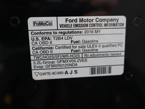 Used 2016 Ford Mustang Shelby GT350R w/ GT350R Equipment Group 920A image 17