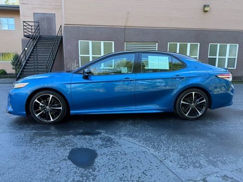 Used 2020 Toyota Camry XSE w/ Carpet Mat Package image 9