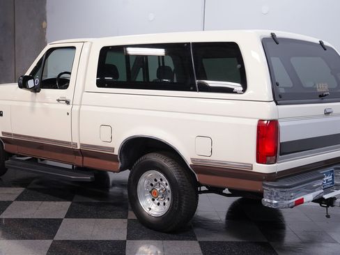 Used 1993 Ford F150 XLT image 7