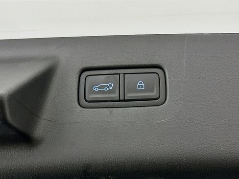 Used 2025 Hyundai Santa Fe SEL image 32