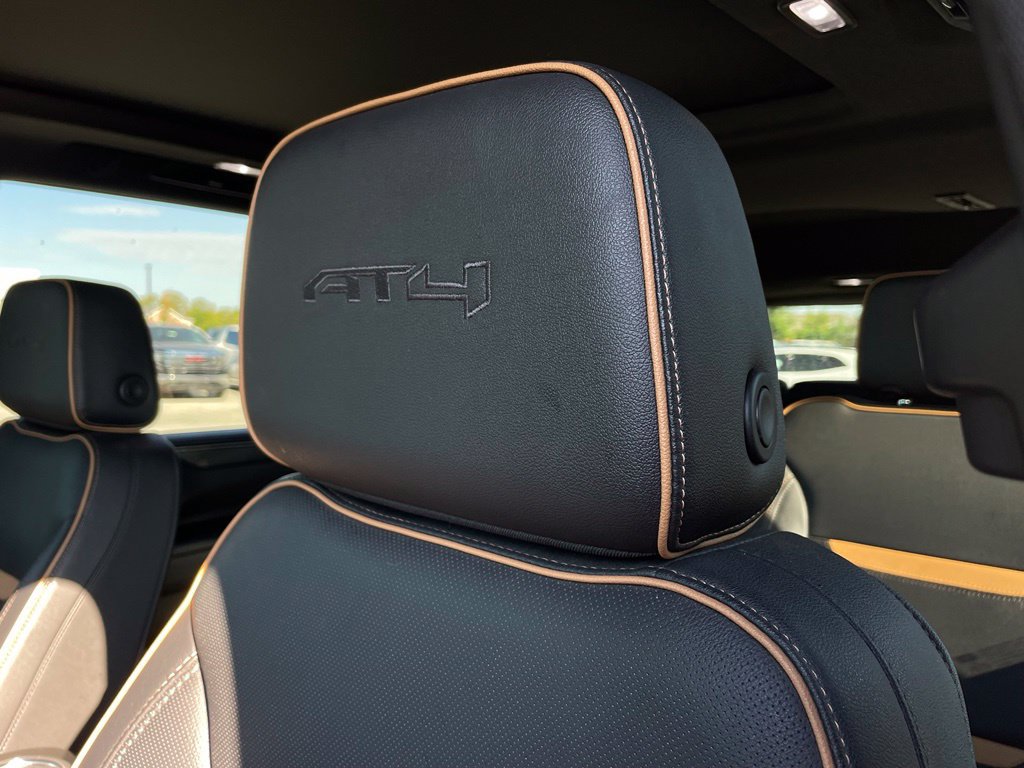 Used 2023 GMC Yukon AT4 w/ LPO, Floor Liner Package AWD/4WD image 21