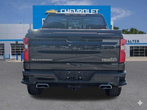 Used 2024 Chevrolet Silverado 1500 High Country w/ Technology Package AWD/4WD image 5