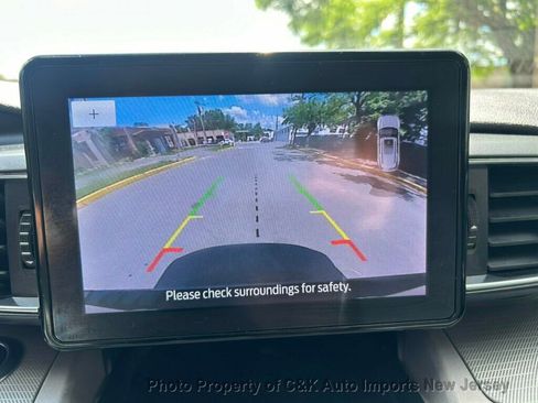 Used 2023 Ford Explorer XLT w/ Equipment Group 202A AWD/4WD image 52