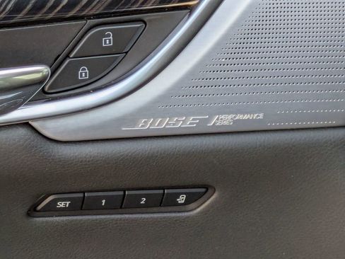 Used 2024 Cadillac XT6 Premium Luxury image 13