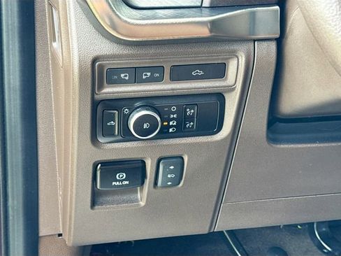 Used 2023 Ford F150 King Ranch w/ Equipment Group 601A High AWD/4WD image 14