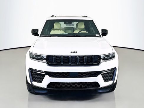 New 2026 Jeep Grand Cherokee Limited image 2