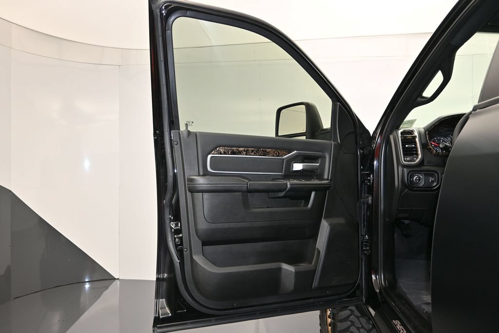 New 2026 RAM 2500 Big Horn AWD/4WD image 10