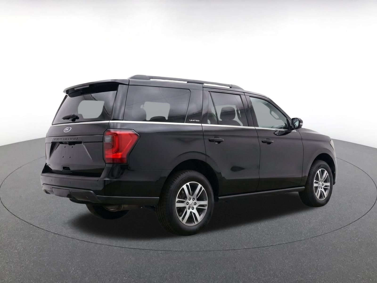 Used 2024 Ford Expedition Max Limited RWD image 10