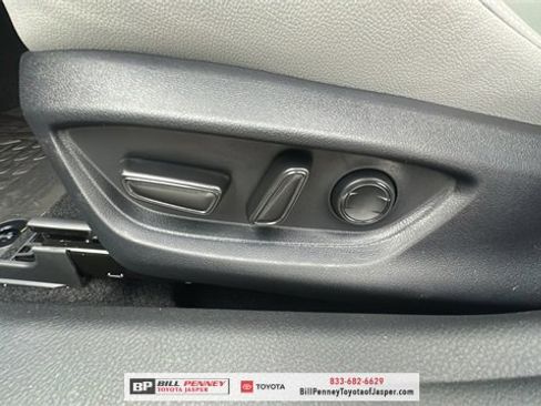 New 2026 Toyota Camry SE image 15