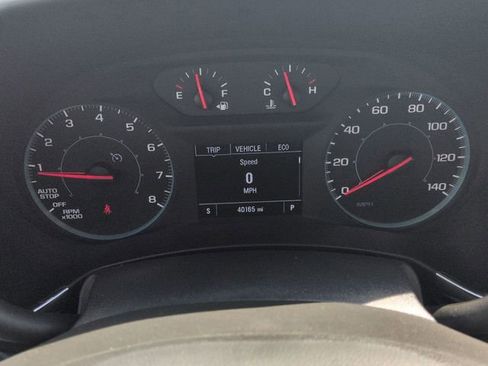 Used 2023 Chevrolet Equinox LS image 13