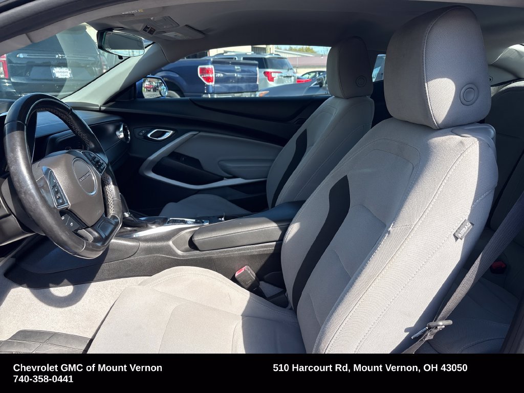 Used 2021 Chevrolet Camaro LT RWD image 12