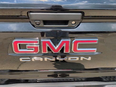 New 2026 GMC Canyon Elevation w/ Convenience Package image 41