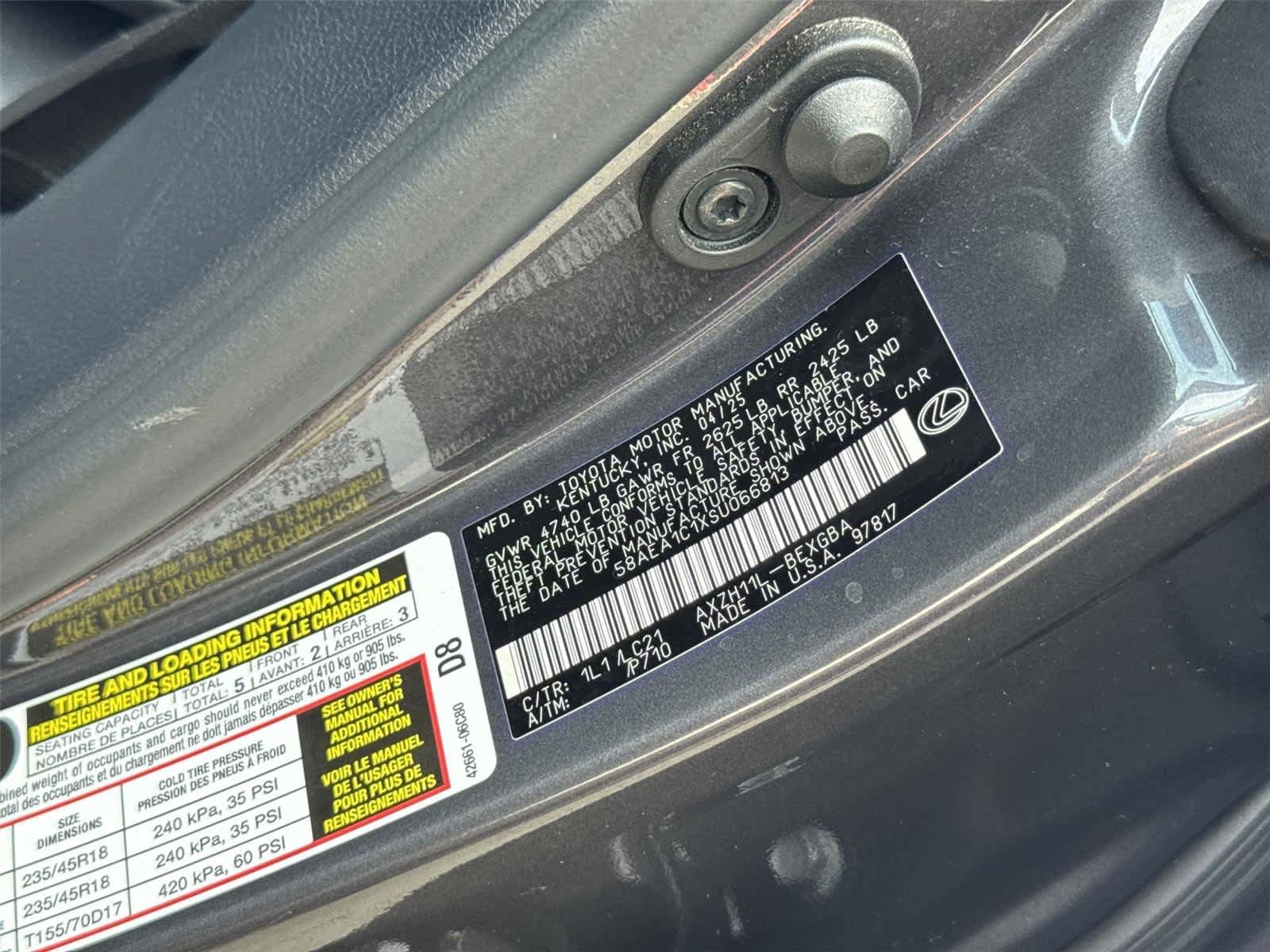 Used 2025 Lexus ES 300h w/ Accessory Package (Z1) FWD image 23