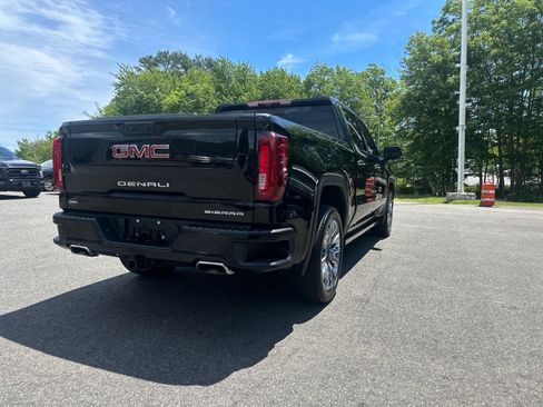 Used 2024 GMC Sierra 1500 Denali w/ Denali Reserve Package AWD/4WD image 4