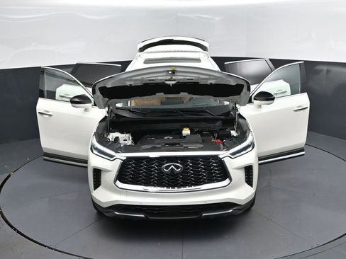 Used 2023 INFINITI QX60 Sensory w/ Vision Package AWD/4WD image 50