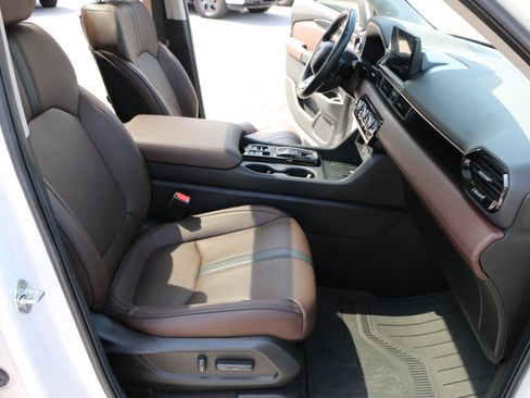 Used 2023 Honda Pilot Elite image 31