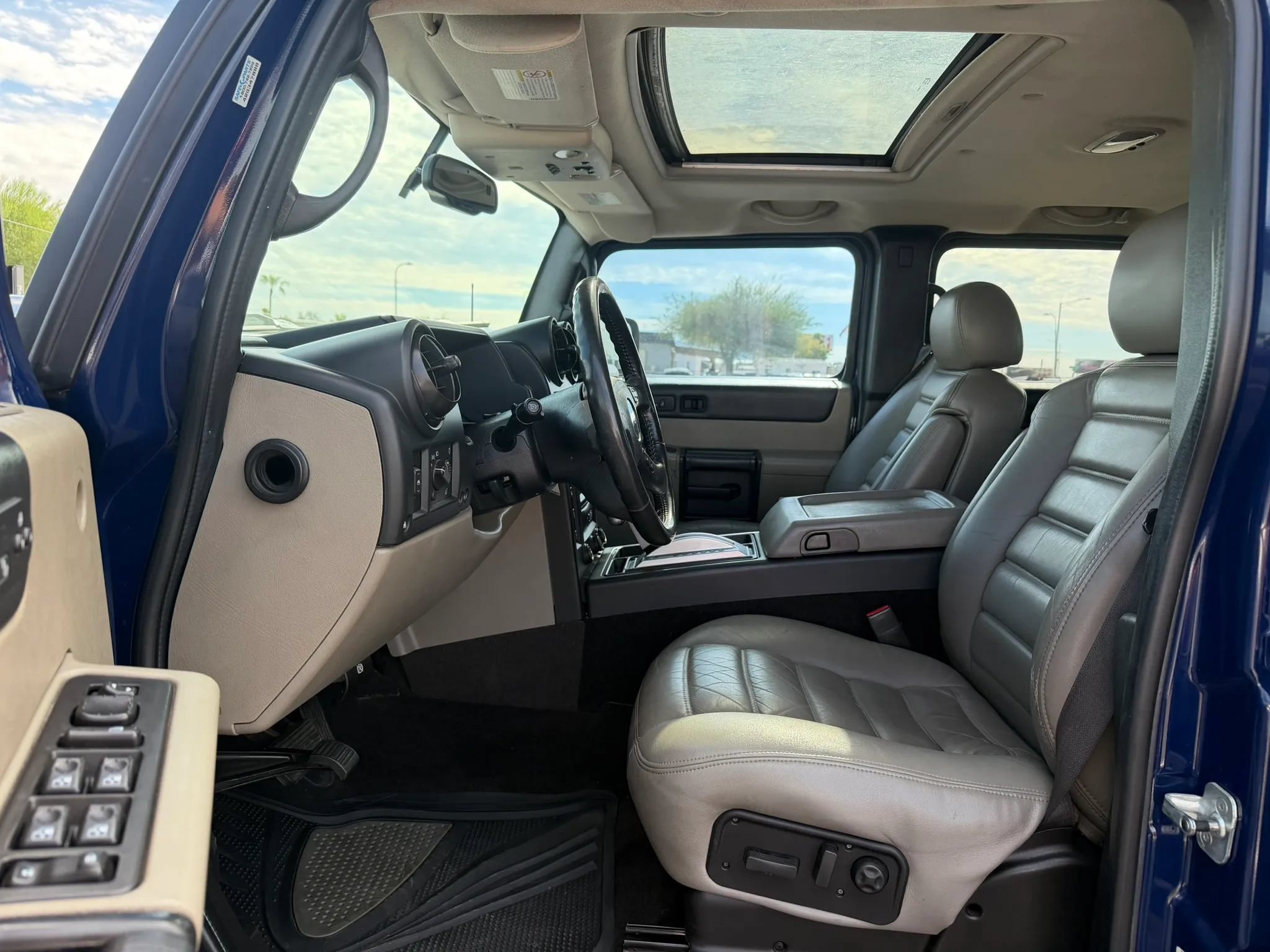 Used 2007 HUMMER H2 SUT AWD/4WD image 19