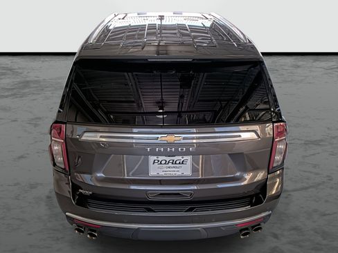Used 2021 Chevrolet Tahoe High Country w/ Premium Package image 3