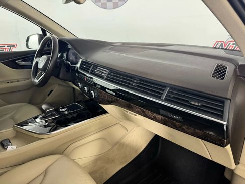 Used 2017 Audi Q7 3.0T Premium Plus image 12