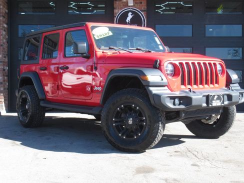 Used 2020 Jeep Wrangler Unlimited Sport S image 2