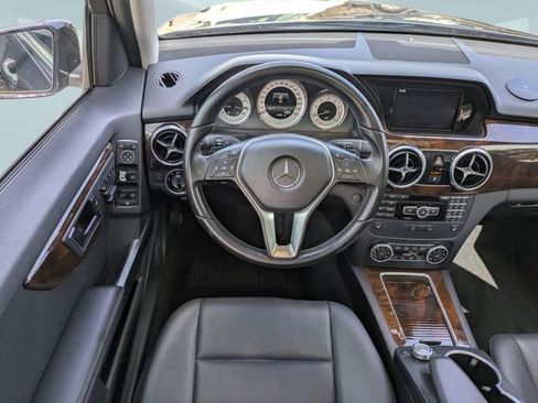 Used 2015 Mercedes-Benz GLK 350 4MATIC image 17