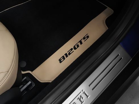 Certified 2021 Ferrari 812 GTS RWD image 21