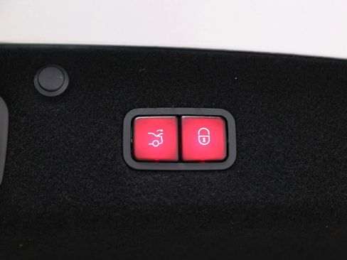 Used 2018 Mercedes-Benz S 63 AMG 4MATIC Cabriolet image 58