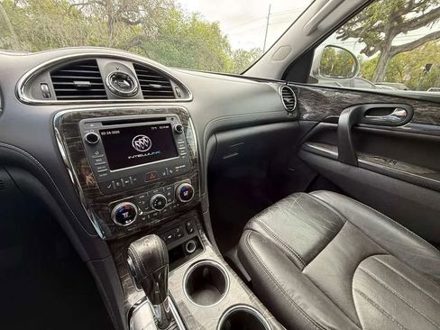 Used 2014 Buick Enclave Premium FWD image 13