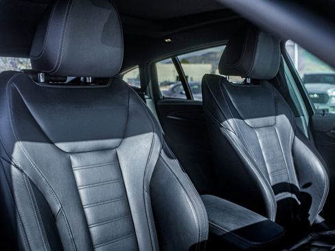 Used 2022 BMW X4 M Base image 48