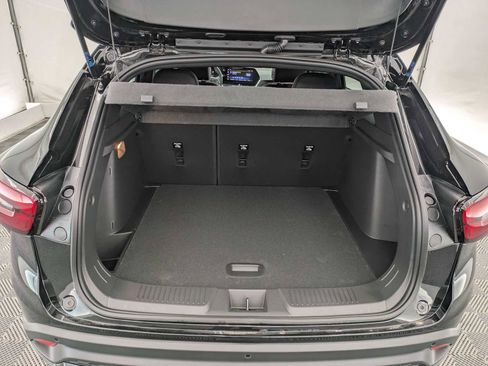 New 2026 Chevrolet Trax RS w/ Driver Confidence Package FWD image 32