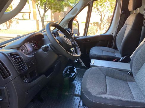 Used 2024 RAM ProMaster 1500 w/ Convenience Group FWD image 25