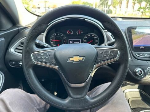 Used 2024 Chevrolet Malibu LT FWD image 36