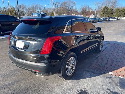Used 2018 Cadillac XT5 Luxury w/ Driver Awareness Package image 8