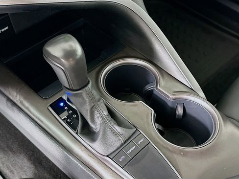 Certified 2024 Toyota Camry SE FWD image 17