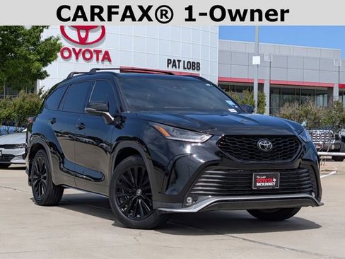 Used 2024 Toyota Highlander XSE image 2
