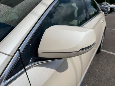 Used 2013 Cadillac XTS Premium FWD image 8