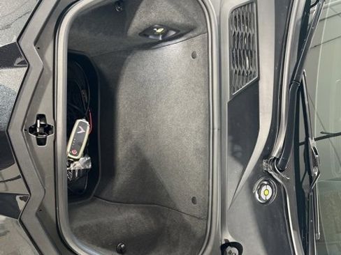 Used 2024 Chevrolet Corvette 2DR STINGRAY CPE W/2LT w/ Z51 Performance Package image 29